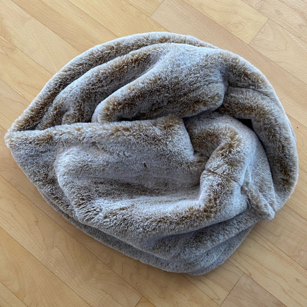Soft and Fuzzy Neck Warmer/scarf